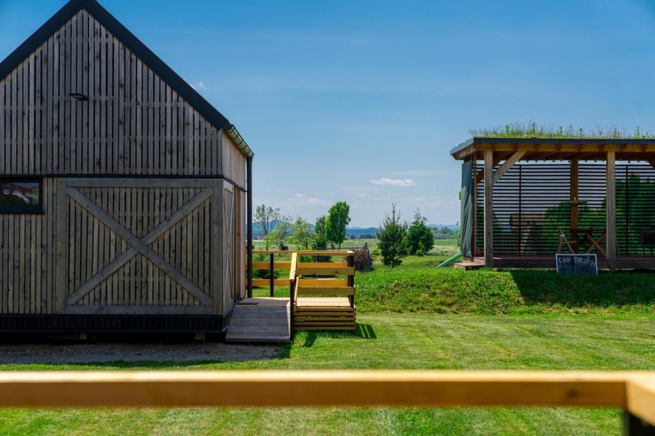 Hotel Horse Glamping Park Cirkovce Exterior foto
